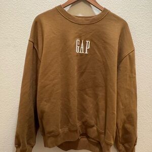 GAP Men's Tan Crewneck Sweater